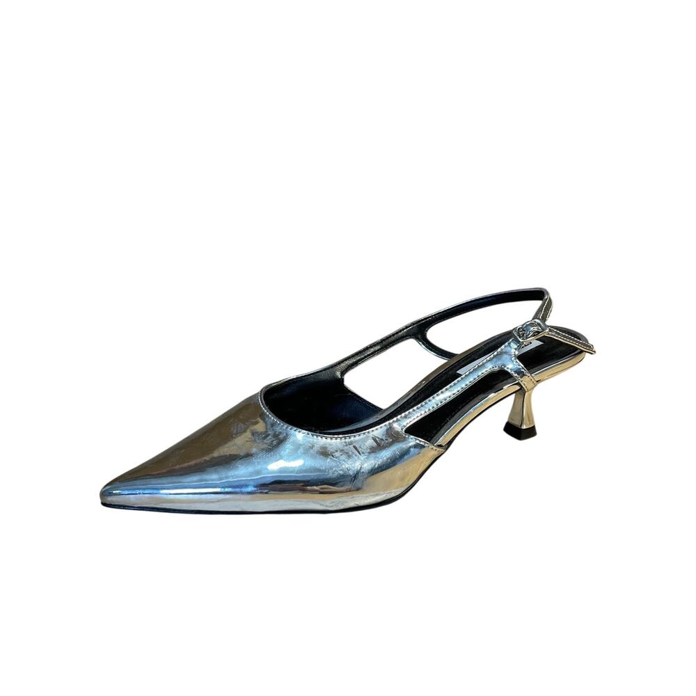 Steve Madden Silver Metallic Pointed Toe Kitten Heel Slingback Pumps Size 8M